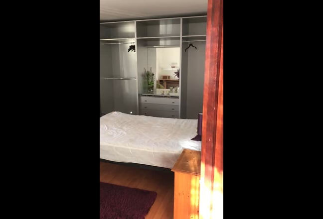 Large double Room for rent Main Photo