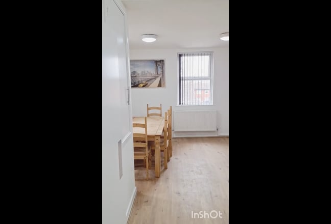 ⭐️ Beautiful Double Rooms Available 🤩 Main Photo