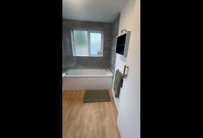 Lovely Single Room in Safe & Cosy Home|Hanover Main Photo