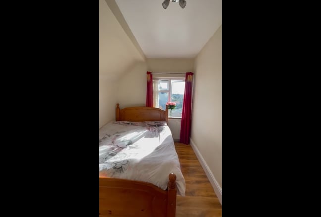 Room to Rent  Main Photo