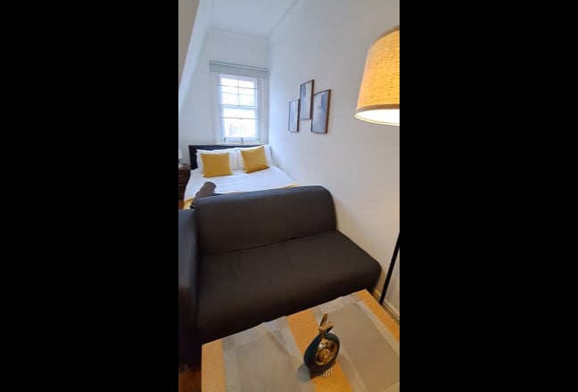 💥Lovely Room in Highbury from April💥 Main Photo