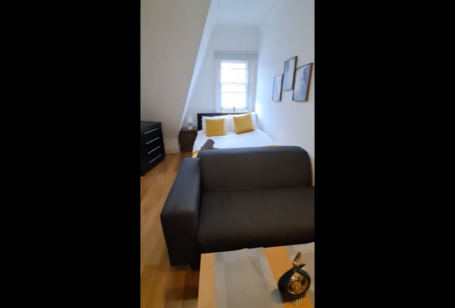 💣Room in Highbury from April 1st, Check it OUT💣 Main Photo