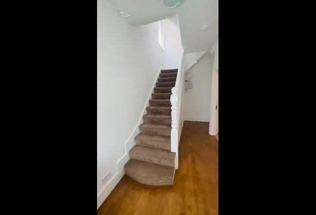 Cosy Single and Double Room in N12 Main Photo