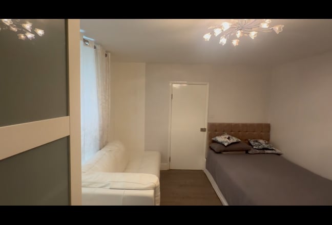 Beautiful Double Room in Pimlico Main Photo