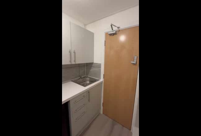 Lovely Nice Modern Studio Main Photo