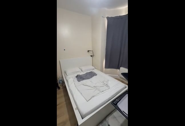 En Suite Room Plumstead Main Photo