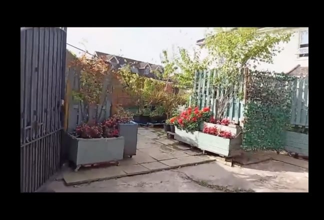 En-suite Double Room Langley Slough Main Photo