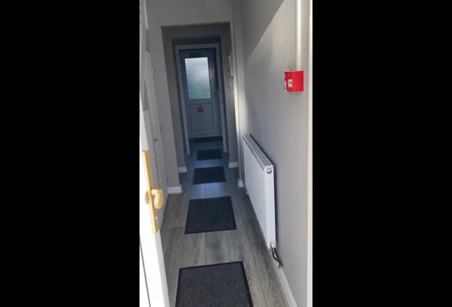 Large Double Room for Professional  Main Photo