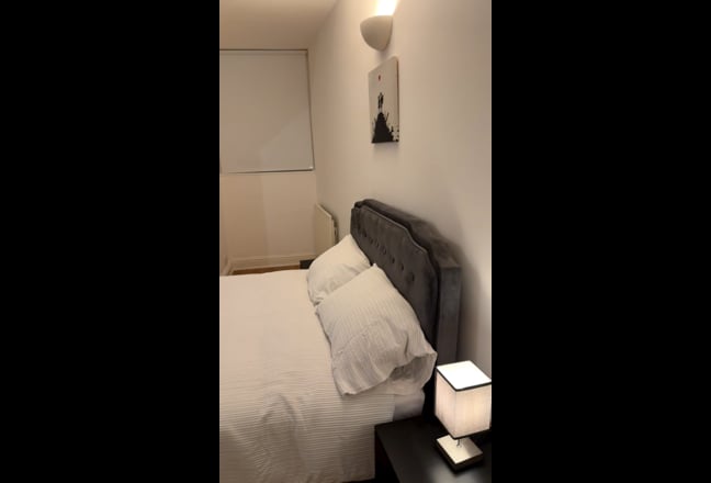 Spacious Double Room for Rent  Main Photo