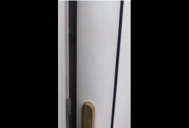 Unique Luxury Space with Ensuite, Kitchen & Lounge Main Photo