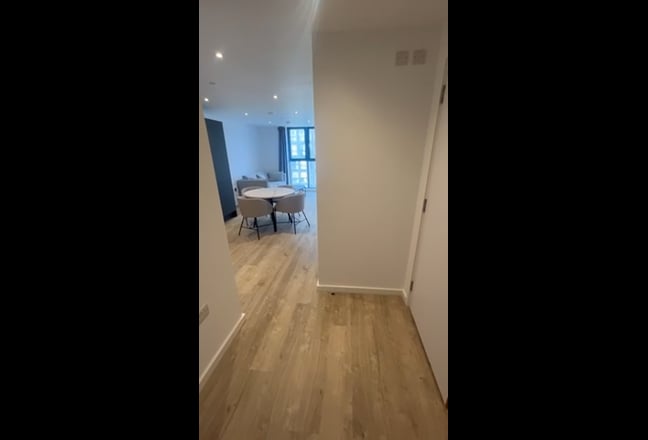 1-Bedroom Flat Available (21st floor) Main Photo