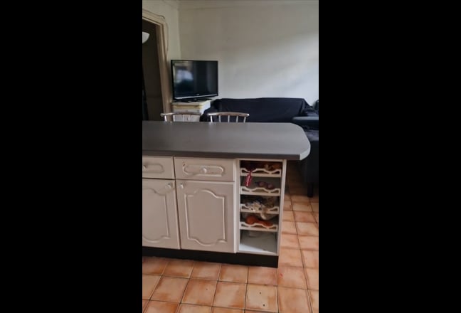 Two. Extra Large Double Rooms Great Location  Main Photo