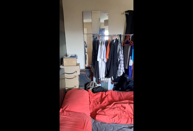 Double room available in 2 bedroom detached house  Main Photo