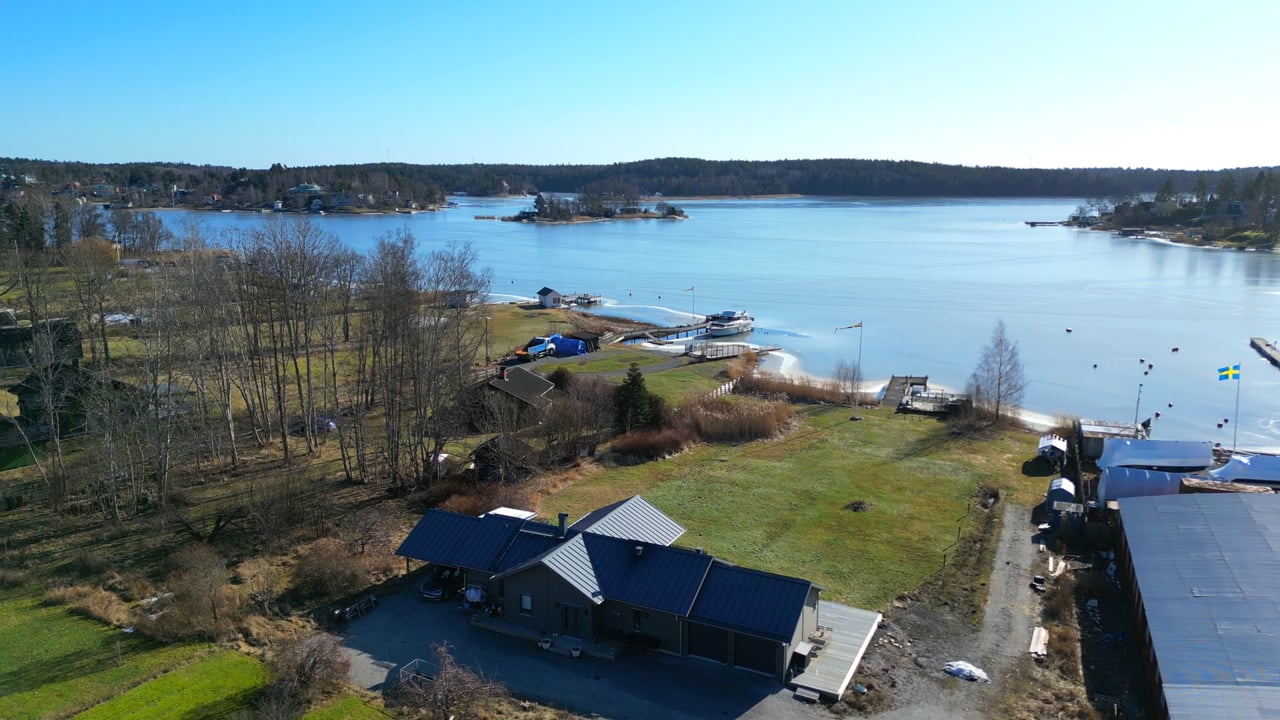 3 rum Villa på Björnhammarvägen 11 Svinninge Österåkers kommun - video
