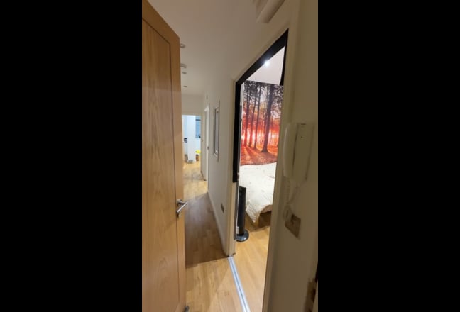 Facloner House Studio Sublet  Main Photo