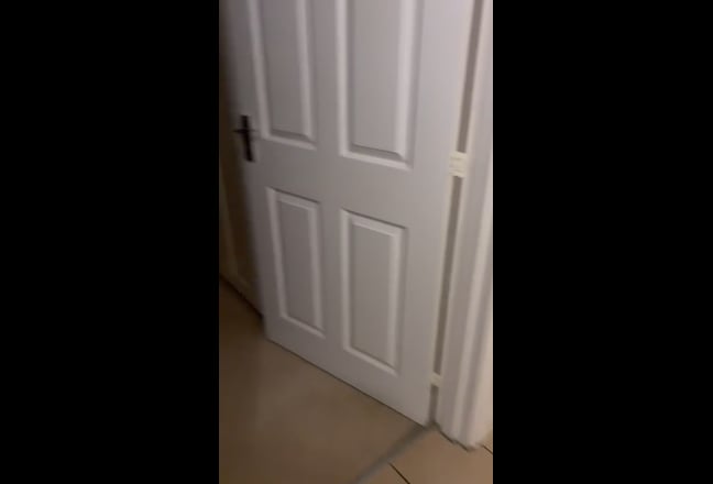 Cozy Double-Bedroom Suite with Private Bathroom &  Main Photo