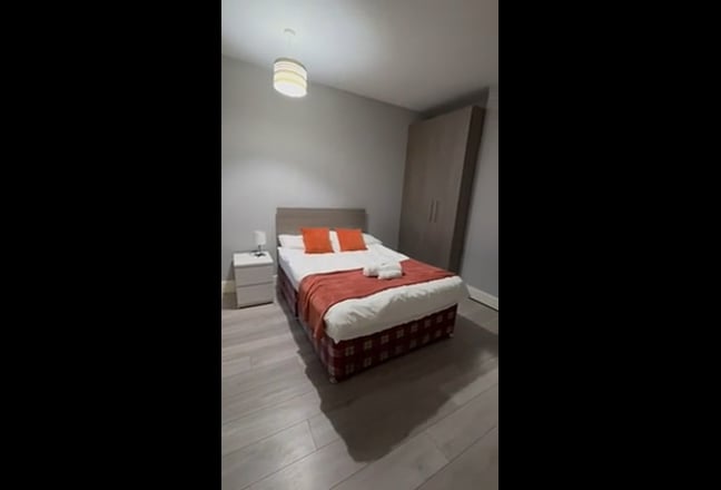 ✨Large Double Bedroom Available now - NO DEPOSIT❗️ Main Photo