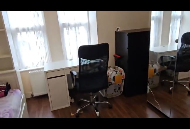 Ensuite for a single person Main Photo