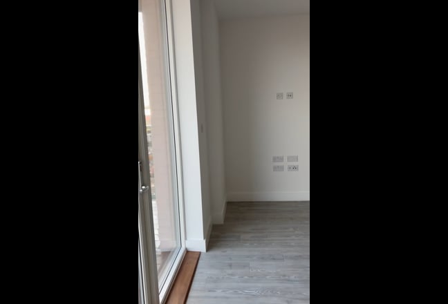 Brand new 2 bed 2 bath flat  Main Photo