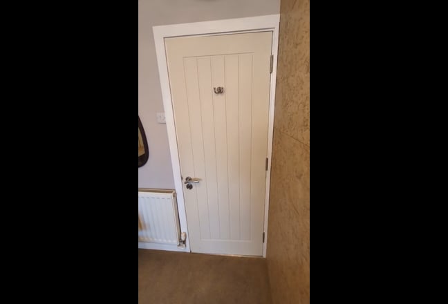 Very large Furnished Double Bedroom Main Photo