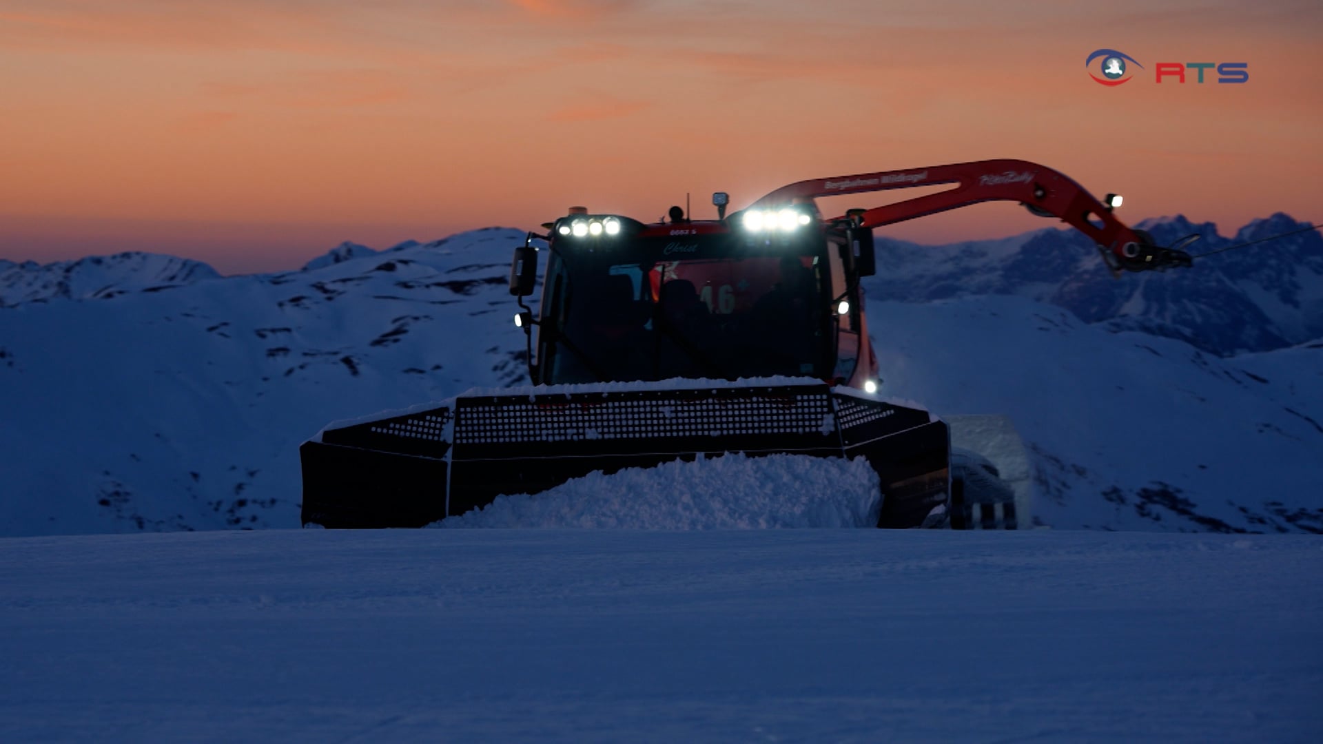 wildkogel-arena-neukirchen-hinter-den-kulissen-der-pistenpraeparierung