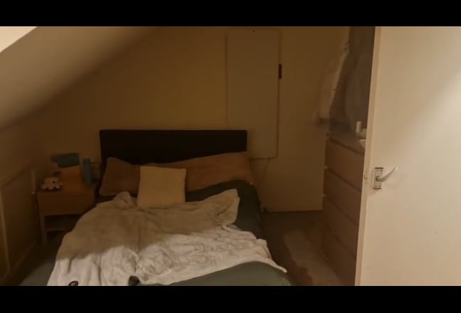 Furnished Studio with separate kitchen and shower Main Photo