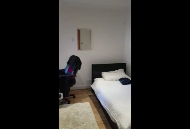 Good Sized Single Room - Bills Inc. Main Photo