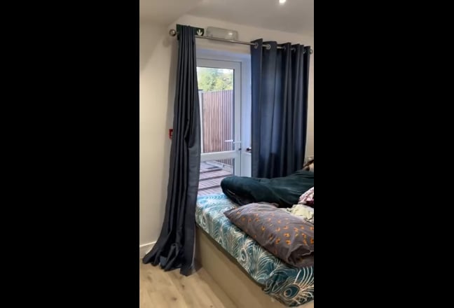 🏡 Spacious Double Room for  Female – Wembley Area Main Photo