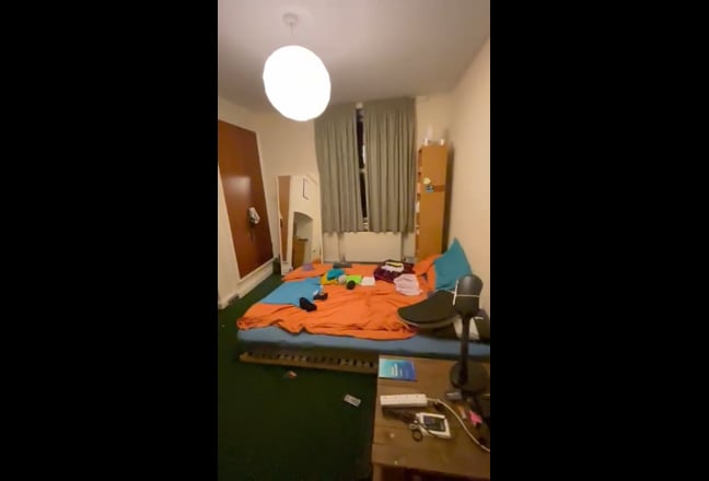 Spacious Double Room for Rent Main Photo