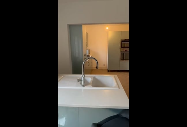 Beautiful double bedroom house in Cowley Main Photo