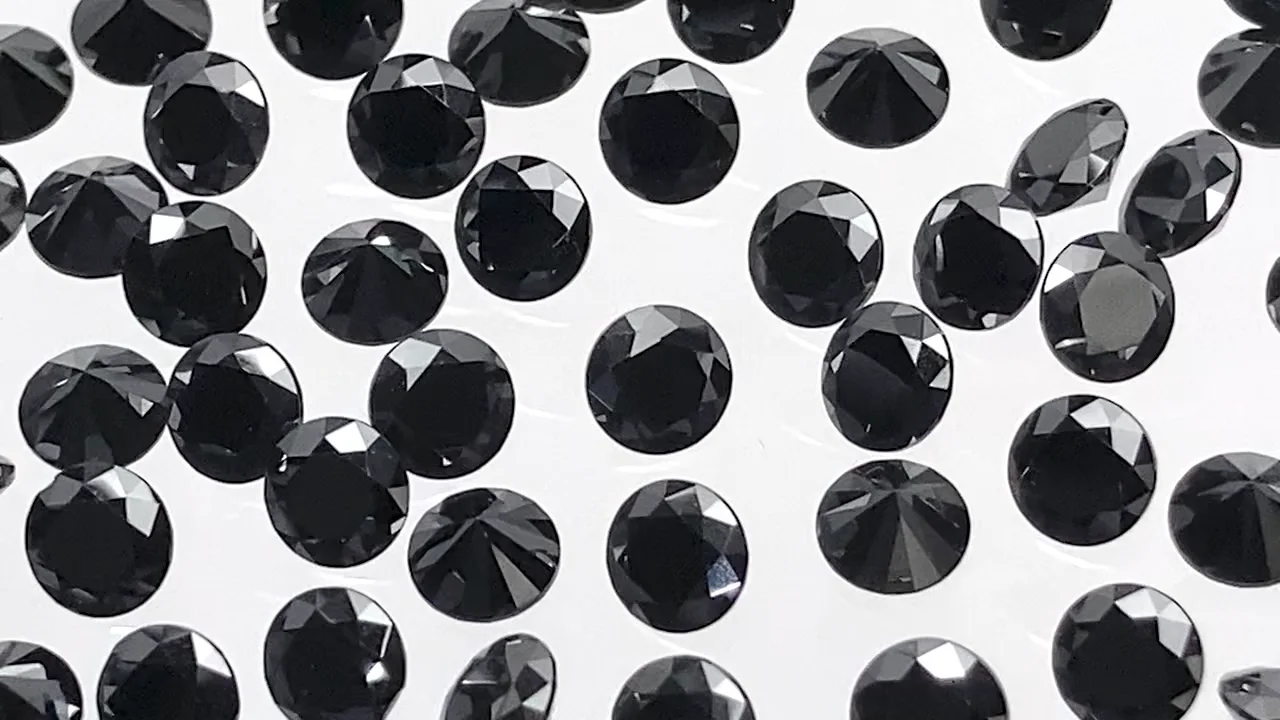 モアサナイト AAA ルース ラウンドファセットカット4×4mm 【ブラック