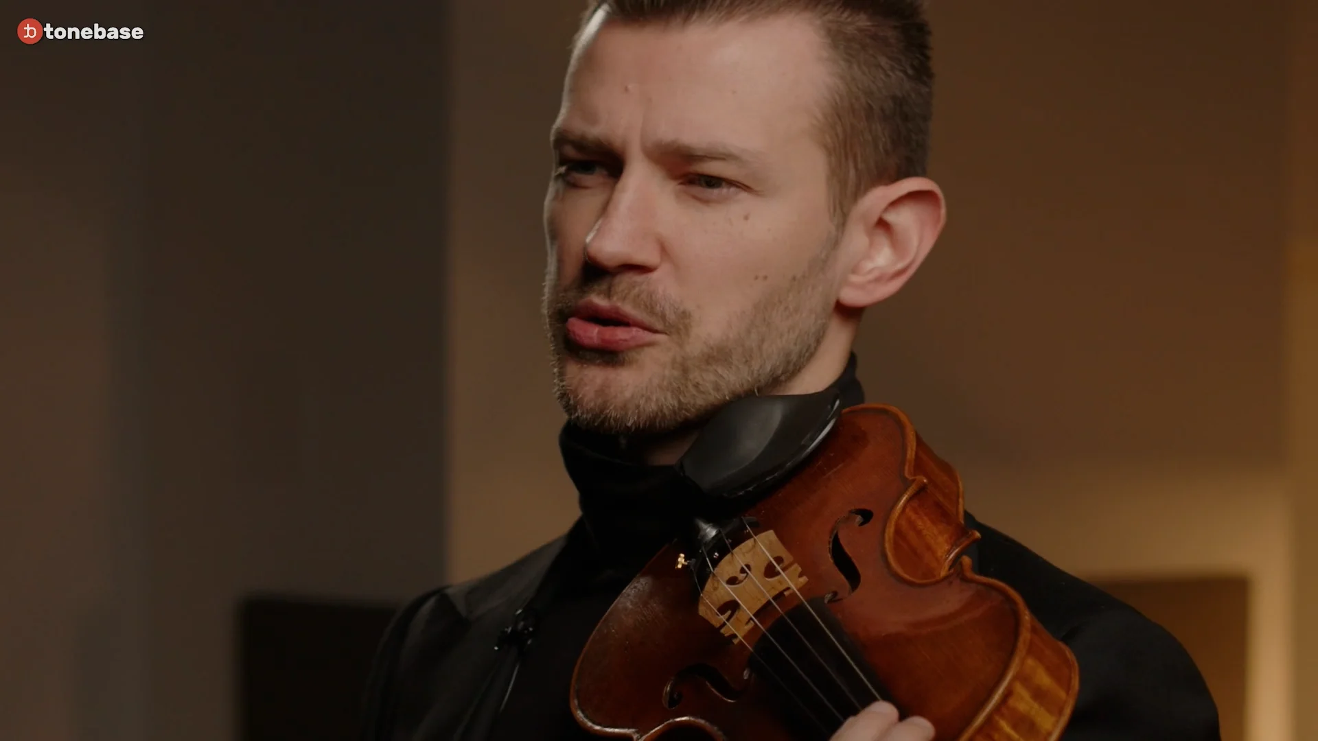 VLN - Filip Pogady - Arm Vibrato - Lesson Segment (1080p)