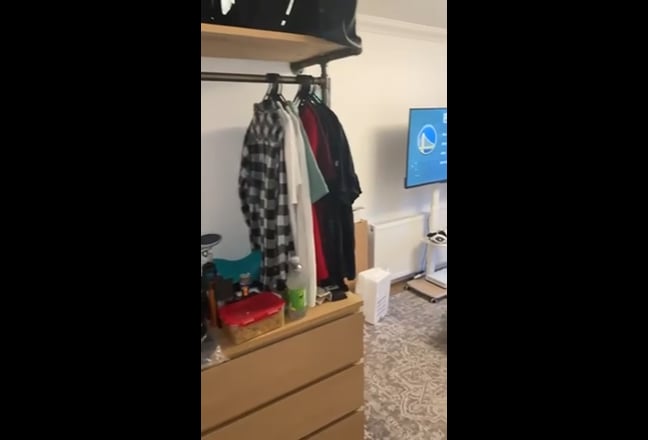 Large en-suite room with private sunny balcony, N4 Main Photo