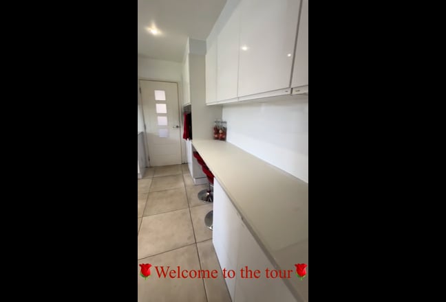 Summertown Ensuite Modern Quiet Clean non-smoking Main Photo