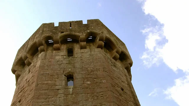 Video herunterladen: Caldicot Castle 2