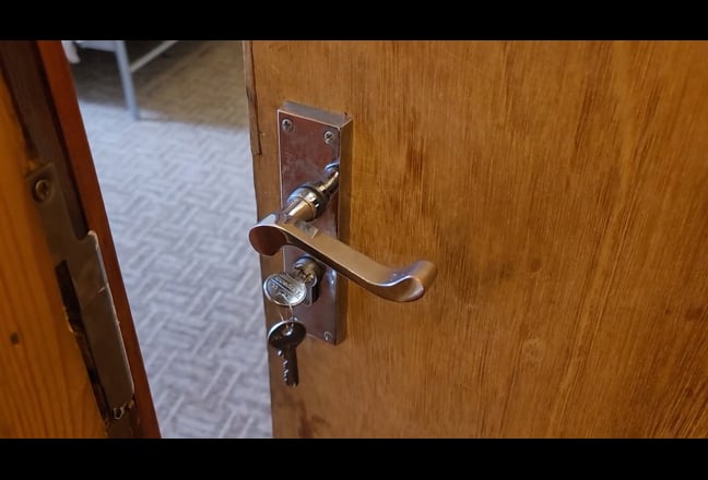 Studio flat Main Photo