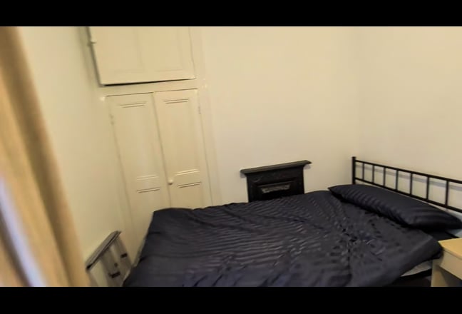 Single Room Ideal For PLAB 2 Students Main Photo