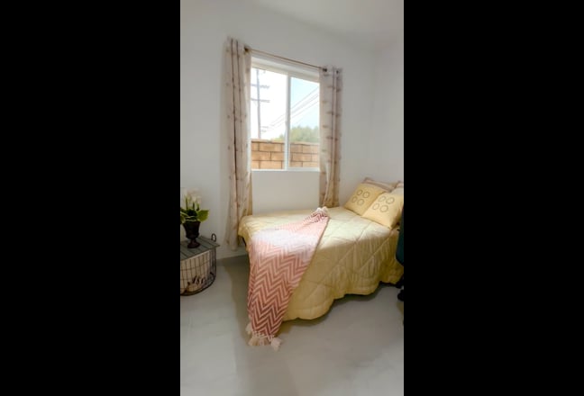 Private room for rent in West Los Angeles Main Photo