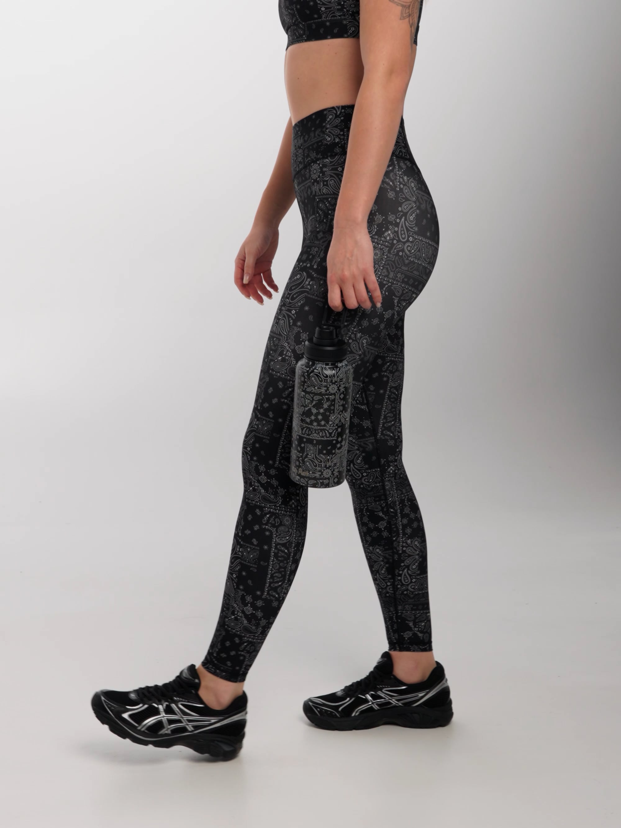 בקבוק 1 ליטר