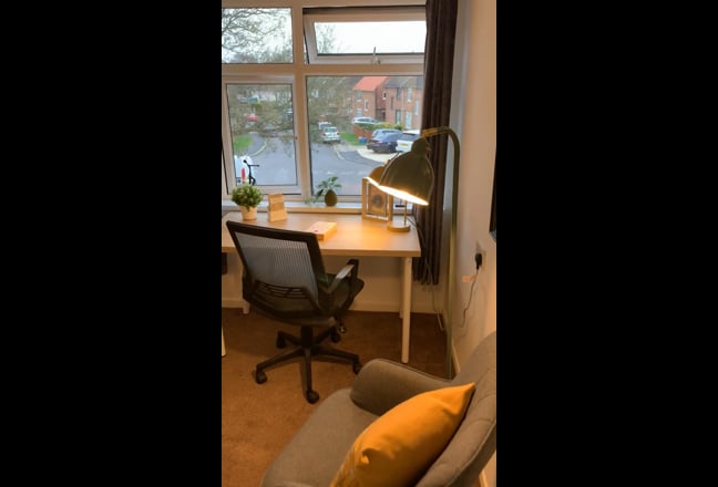 **Friendly House**Great Location**Hospital 12 Mins Main Photo