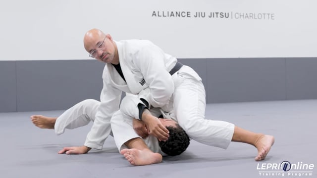 Cross Collar Choke Attempt to S Mount to Armbar
