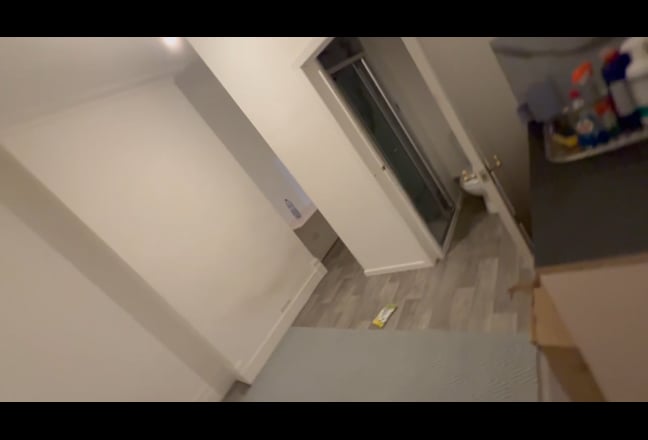 Cheap double studio ready  Main Photo