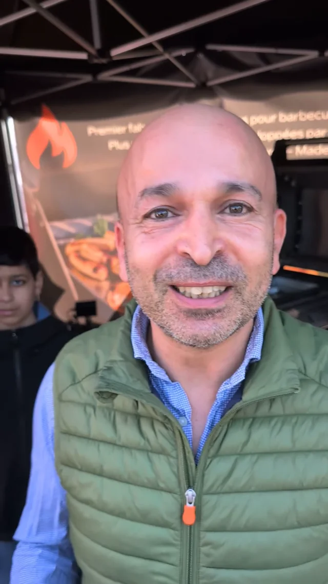 Un client nous rend visite au BBQ Expo à Paris