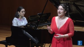 En el reverso de la partitura: Saunders, Schumann, Landowska, Hensel, Viardot, Vega, Beach, Grever, Mahler y Boulanger