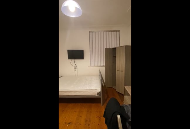 Room Available  Main Photo