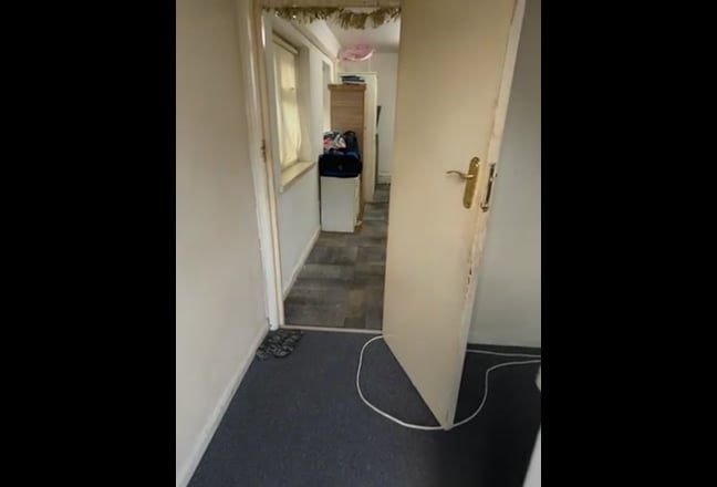 Studio Flat for Rent – East Ham Main Photo