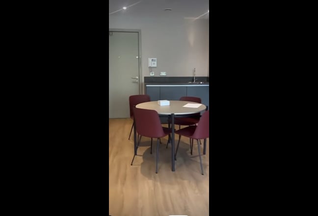 Double Room + Private Bath | Jewellery Quarter Main Photo