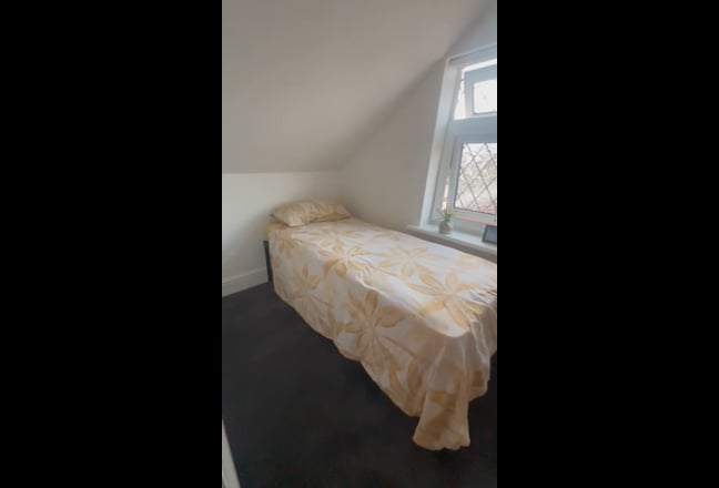 ⭐️⭐️   Room Available in Luton🌟🌟 Main Photo