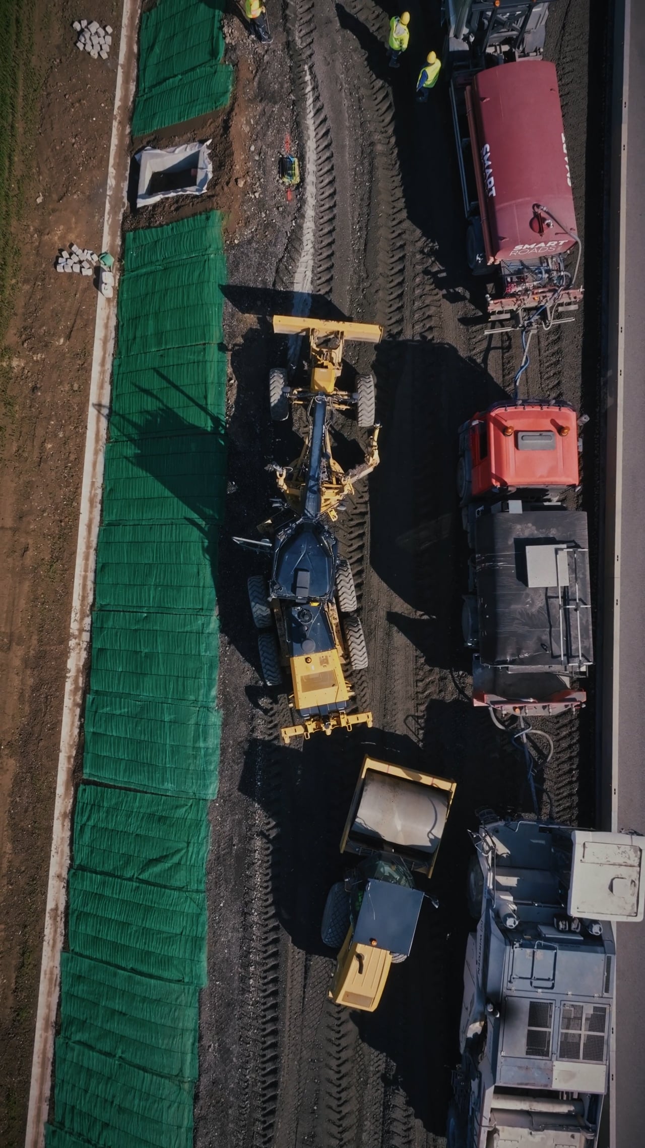 Smart Roads - stavba silnice — video