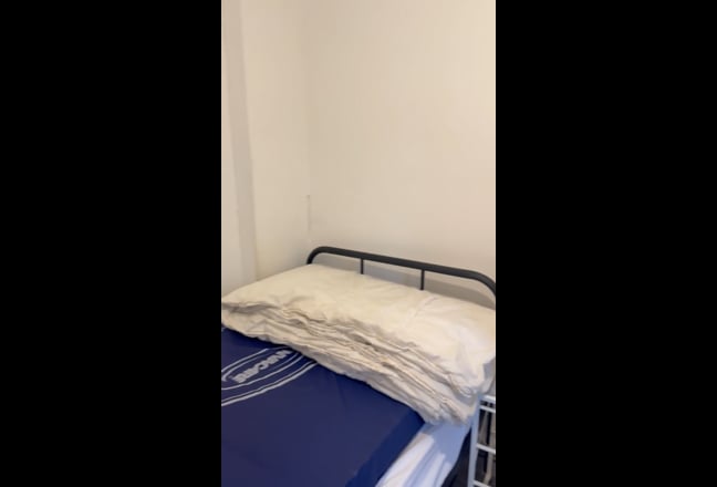 Single   Room available  Main Photo